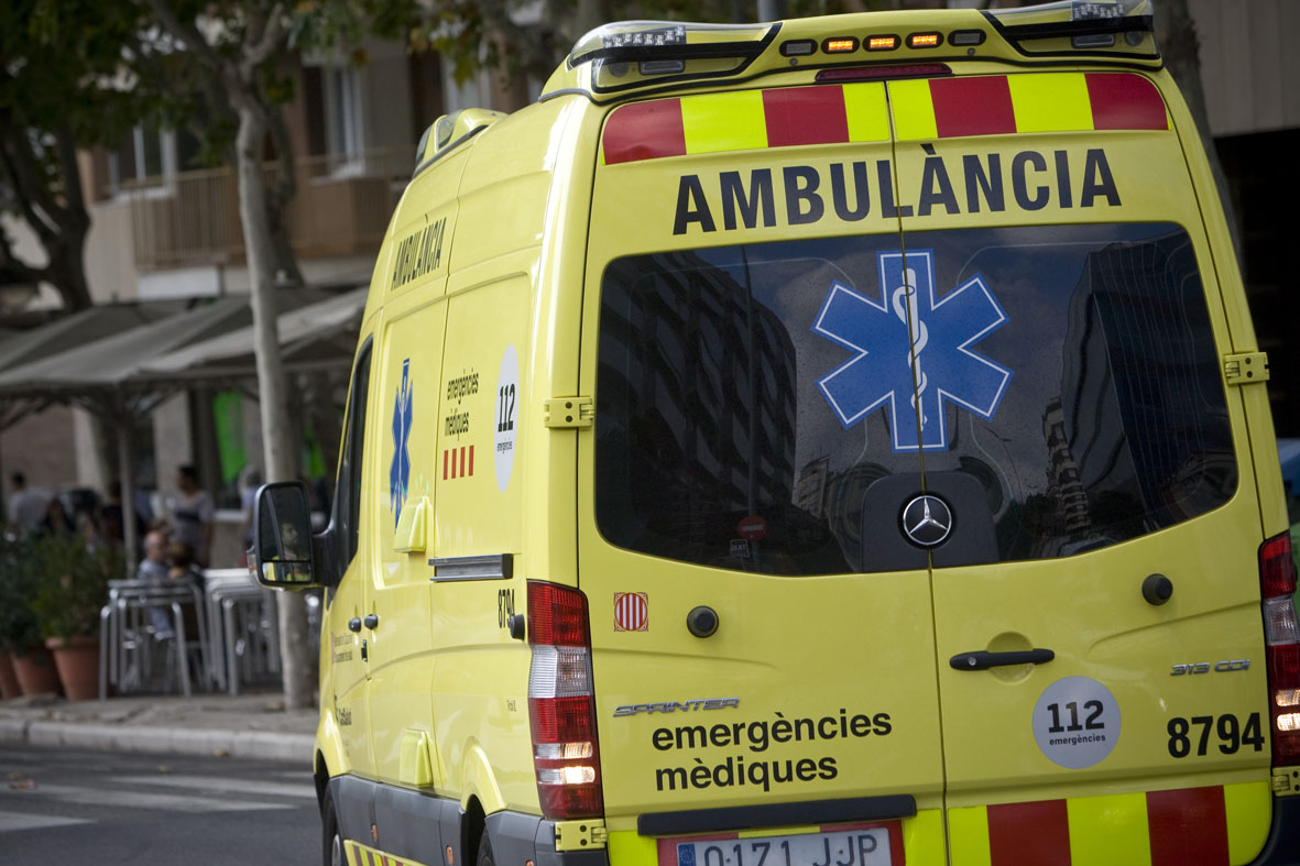 Tres Joves Ferits En Bolcar Un Vehicle A Terrassa Diari De Terrassa