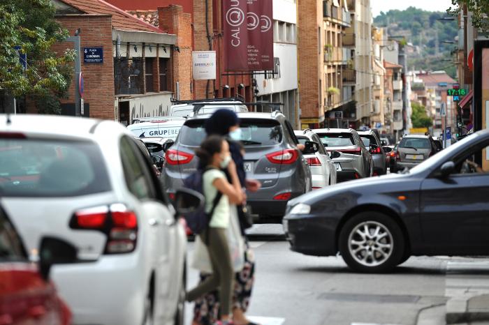 carrer Galileu trànsit embús