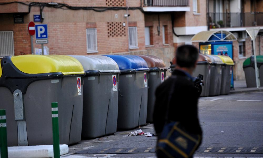 Polèmica dels contenidors a la plaça de Lluís Companys