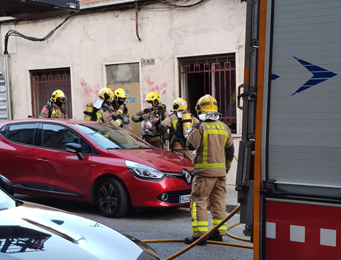 Incendi Carrer Girona (1)