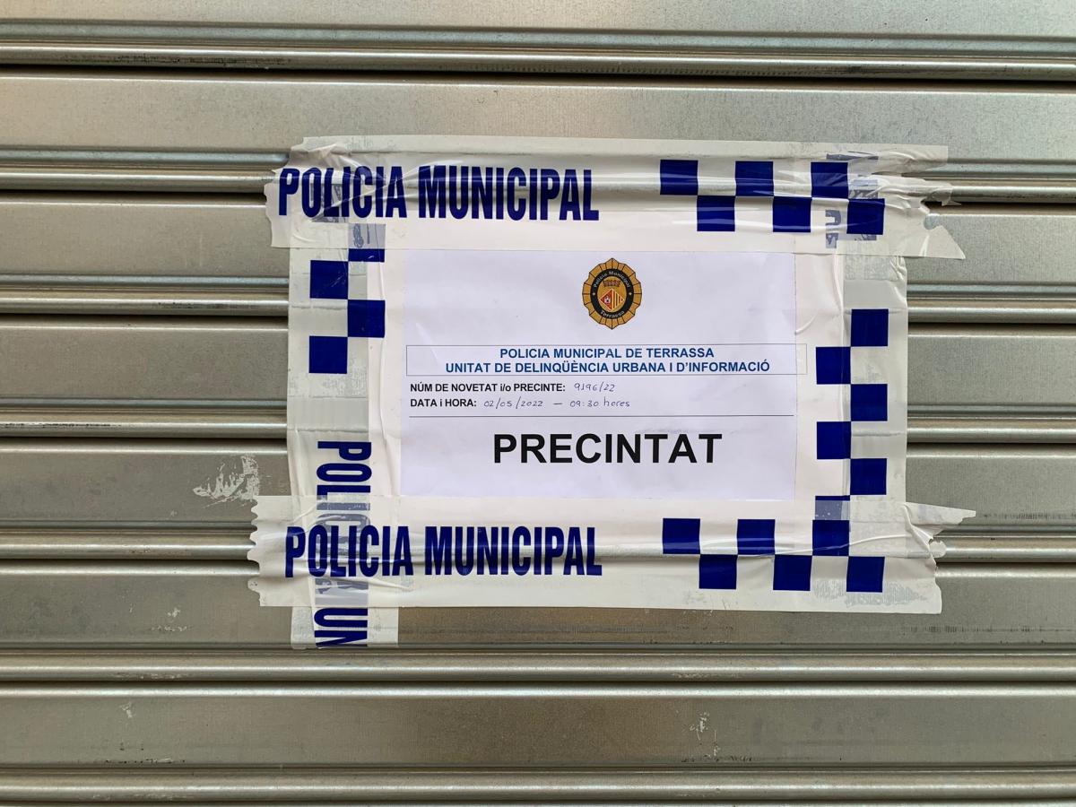 Bar precintat a Terrassa