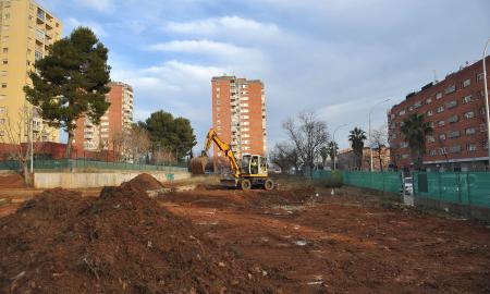 Solar de Can Roca possible ubicació de la Biblioteca del districte 5 BD% Alberto tallón (5)