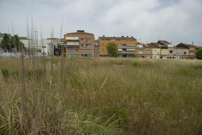 Descampat carrer Pi i Maragall i Ausias Marc Alberto Tallón (4)