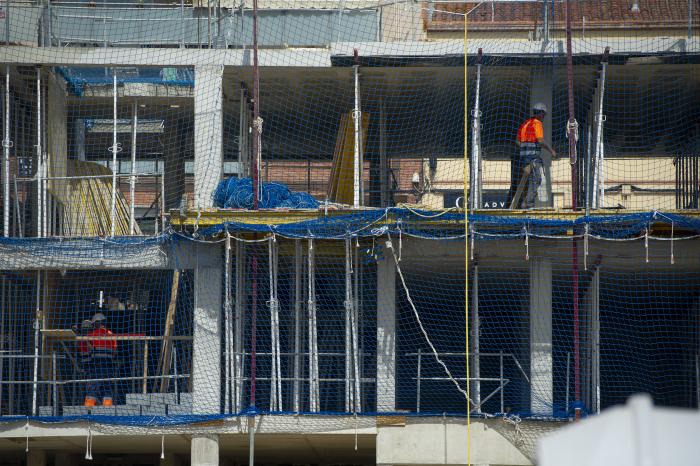 Pisos Obres construcció edifici edificis carrer Antoni Torrella amb Marconi Alberto Tallón (8)