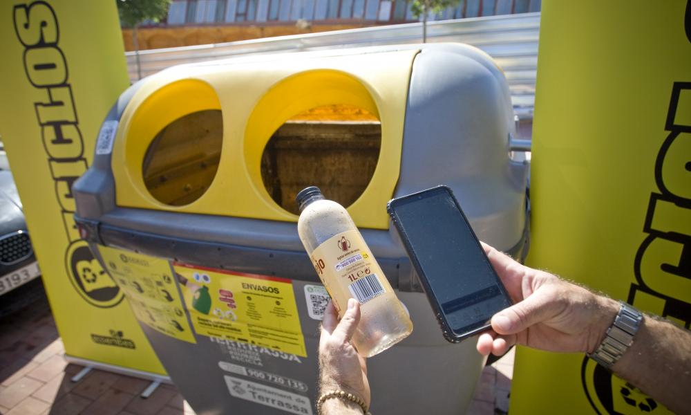 Reclicar plàstic Reciclos Terrassa Nebridi Aróztegui (4)