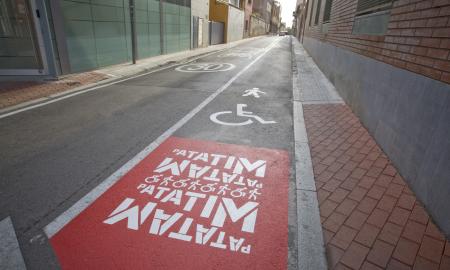 Terra pintat al carrer de Sant Valentí Nebridi Aróztegui (1)