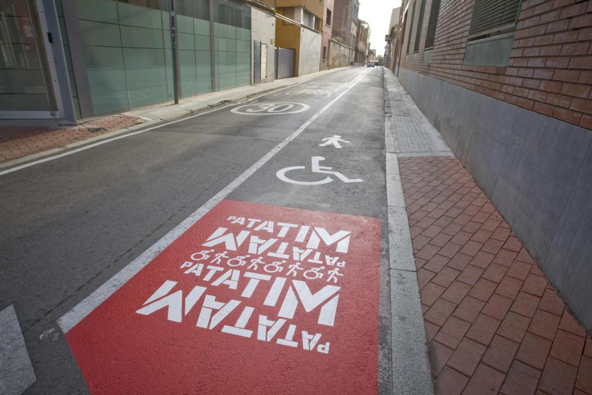 Terra pintat al carrer de Sant Valentí Nebridi Aróztegui (1)