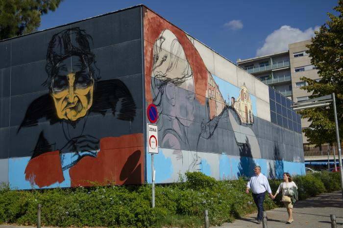 Mural al Casal de barri de Sant Pere Alberto Tallón (8)