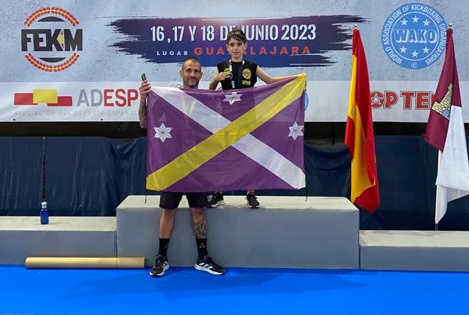 Viktor Collbatallé, bronze al Campionat d'Espanya júnior de kick boxing -  Diari de Terrassa